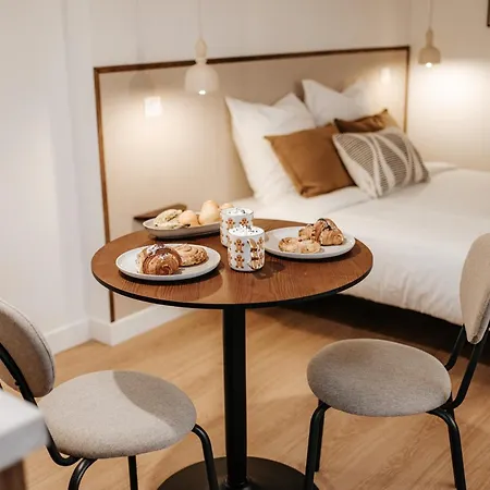 L'alma- Acces Privee-proche Aeroport-parking-wifi *