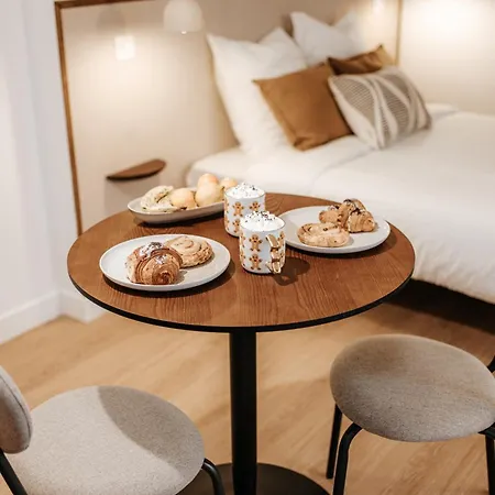 Accommodatie bij particulieren L'alma- Acces Privee-proche Aeroport-parking-wifi