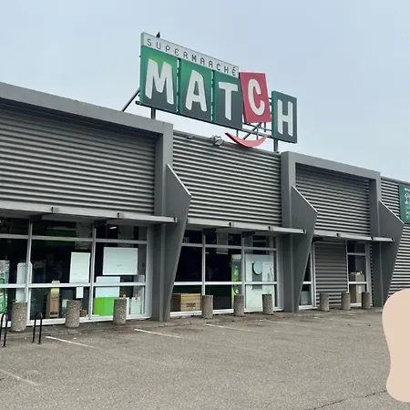 L'alma- Acces Privee-proche Aeroport-parking-wifi Accommodatie bij particulieren *