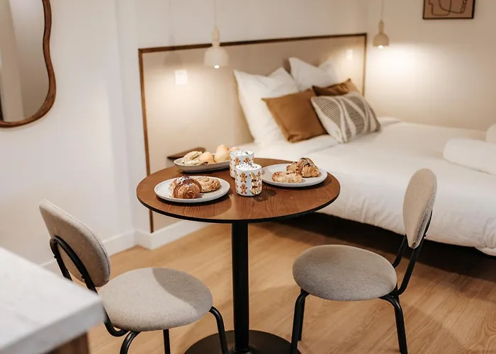 L'alma- Acces Privee-proche Aeroport-parking-wifi *